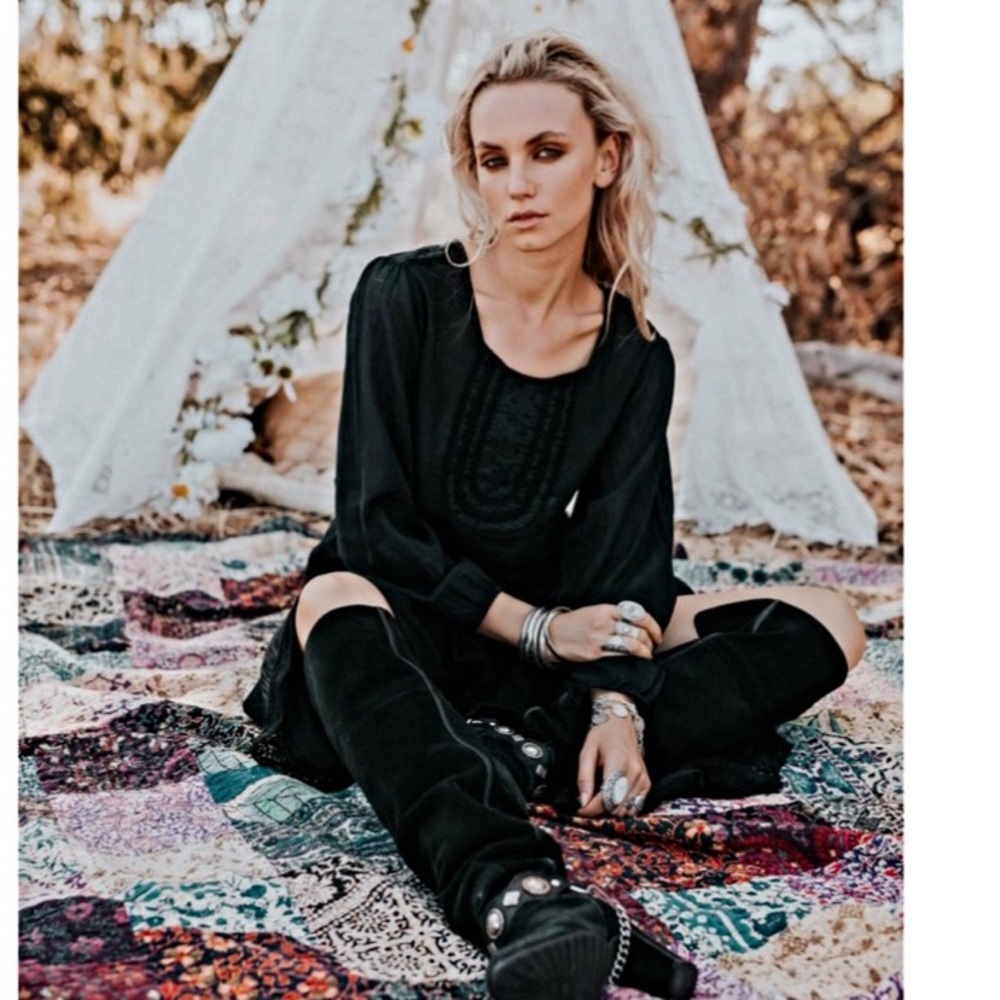 Witchy Black Maxi Skirt for Women - Picture 3 of 9